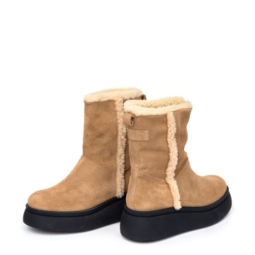 SUEDE BOOTS WITH FUR
