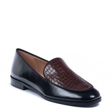POLISHED LEATHER LOAFERS