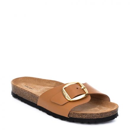 STRAPPY LEATHER SANDALS