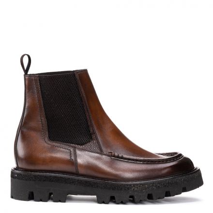 LEATHER CHELSEA BOOTS