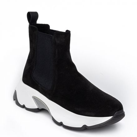 SUEDE ANKLE BOOTS