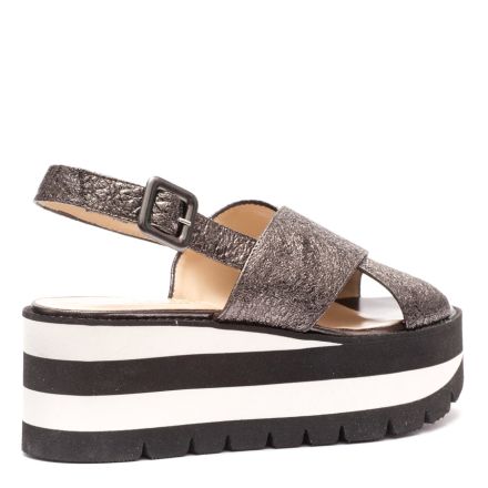 GRAIN LEATHER WEDGES