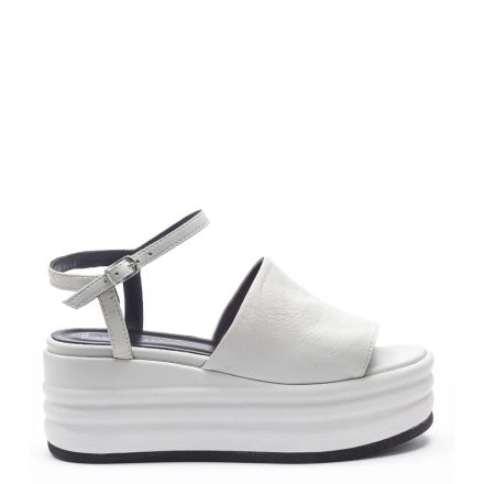 LEATHER FLATFORMS