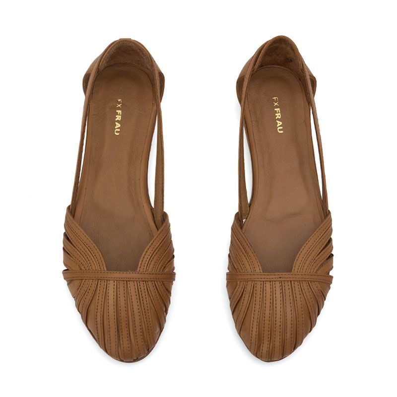LEATHER FLAT SANDALS 03M4
