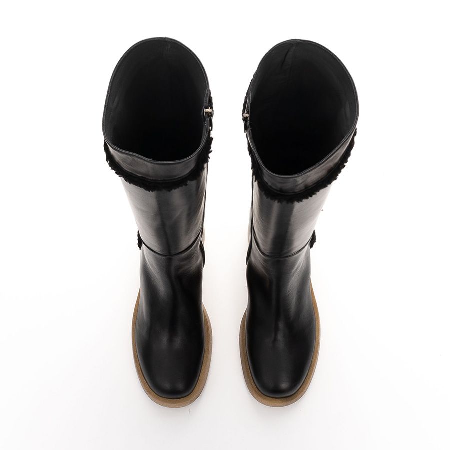 LEATHER HEELED BOOTS