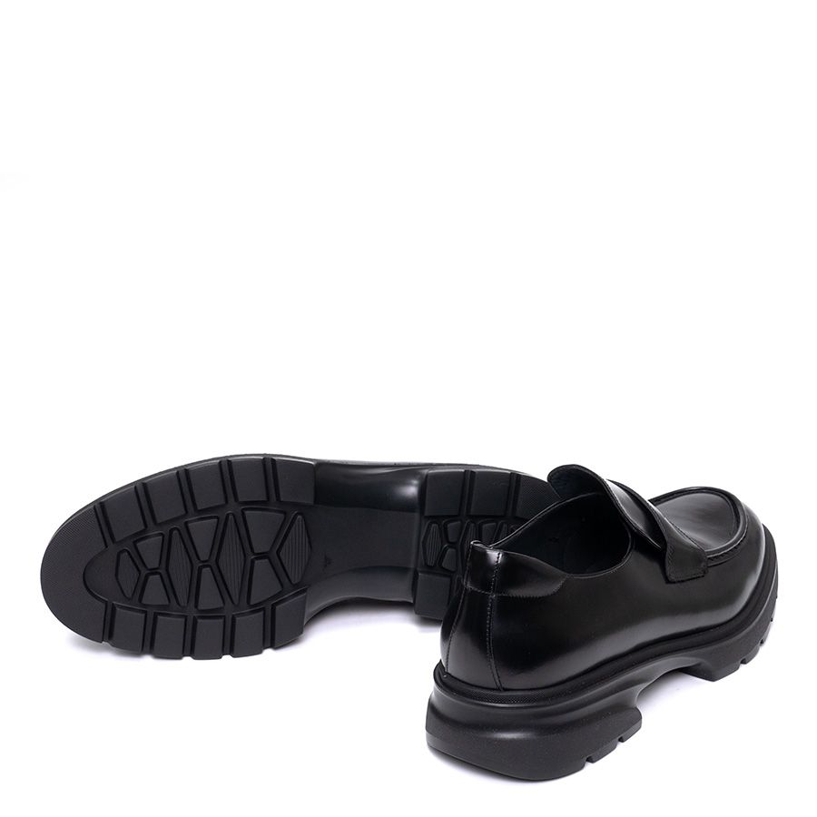 LEATHER LOAFERS 7126894