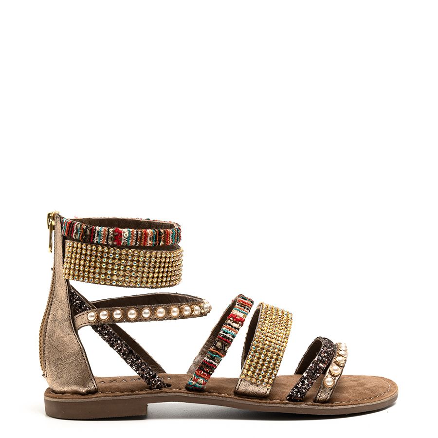LEATHER FLAT SANDALS