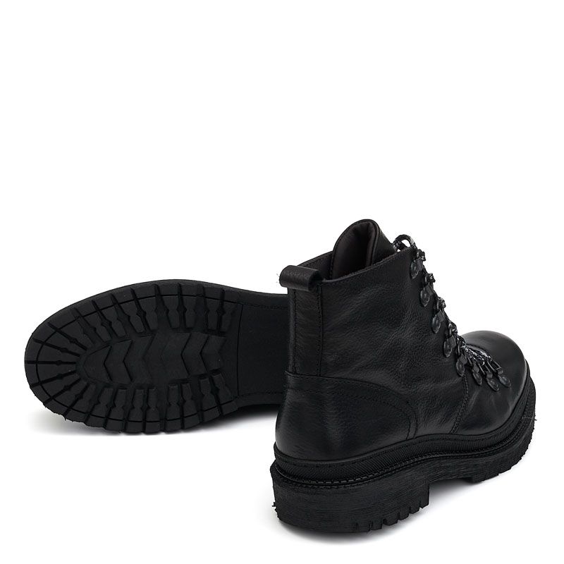 LEATHER LACE UP ANKLE BOOTS