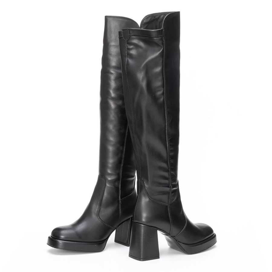 LEATHER BOOTS