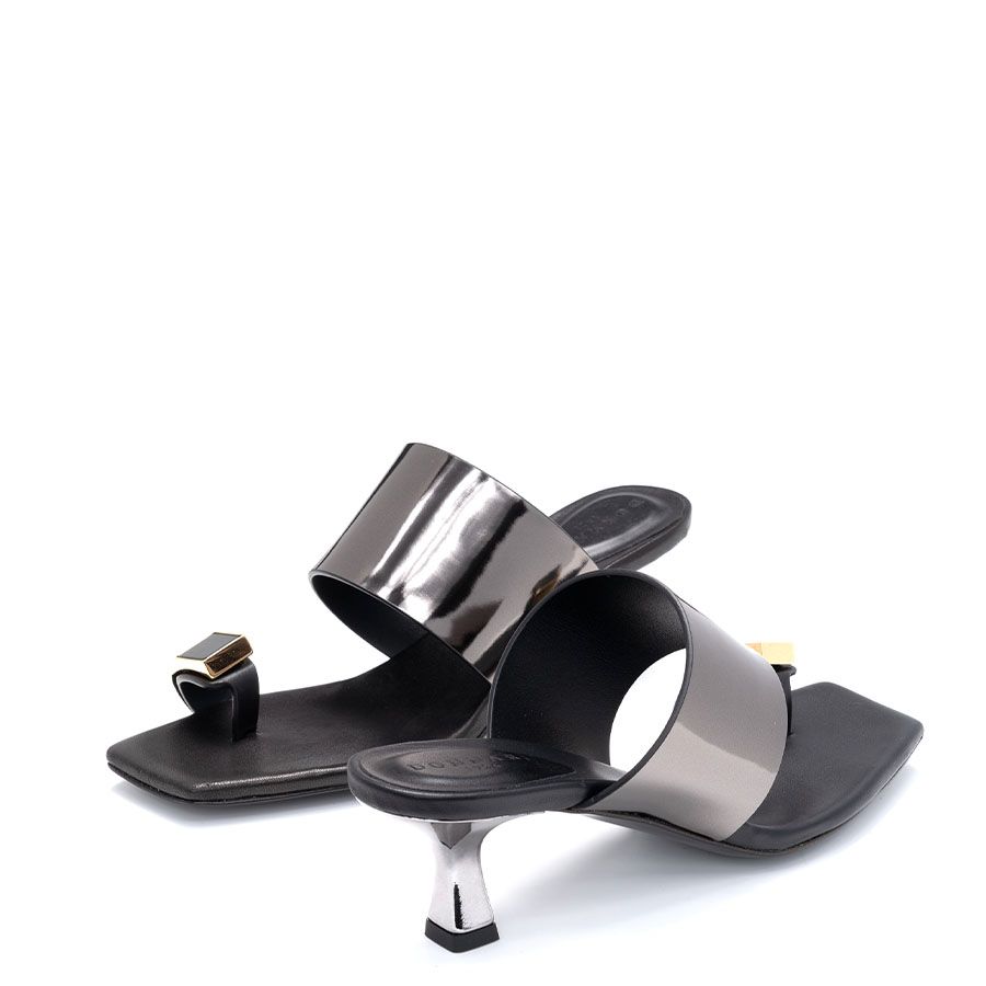 LEATHER MID HEEL SANDALS