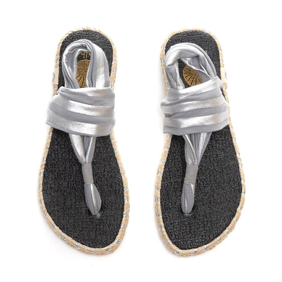 FLAT SANDALS