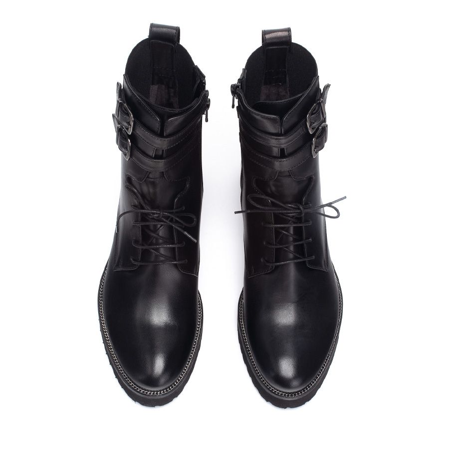 LEATHER ANKLE BOOTS