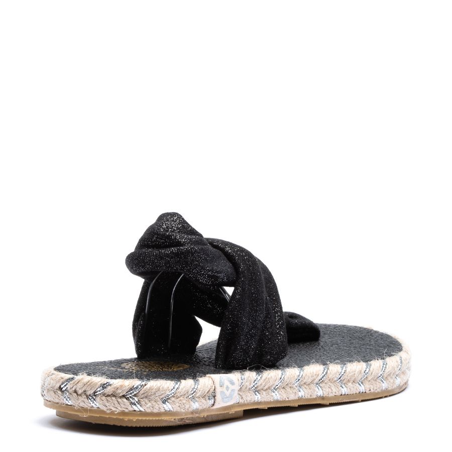 FLAT SANDALS