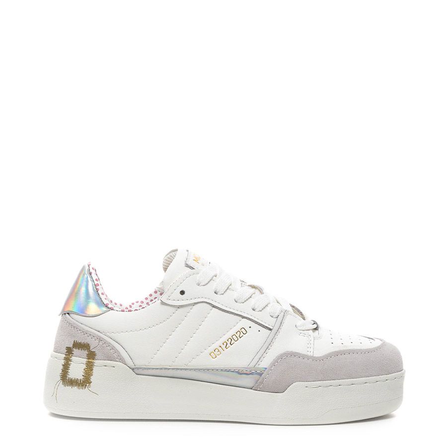 LEATHER SNEAKERS
