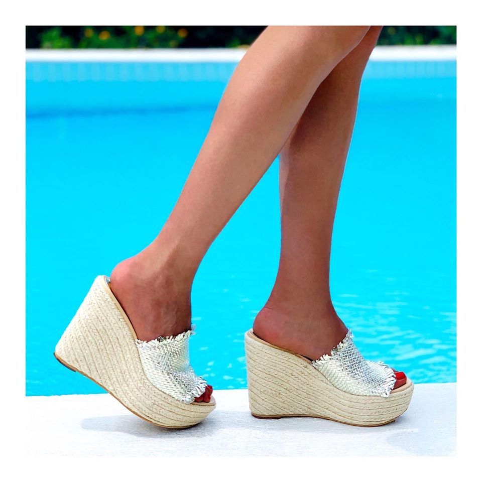 WEAVED LEATHER WEDGES