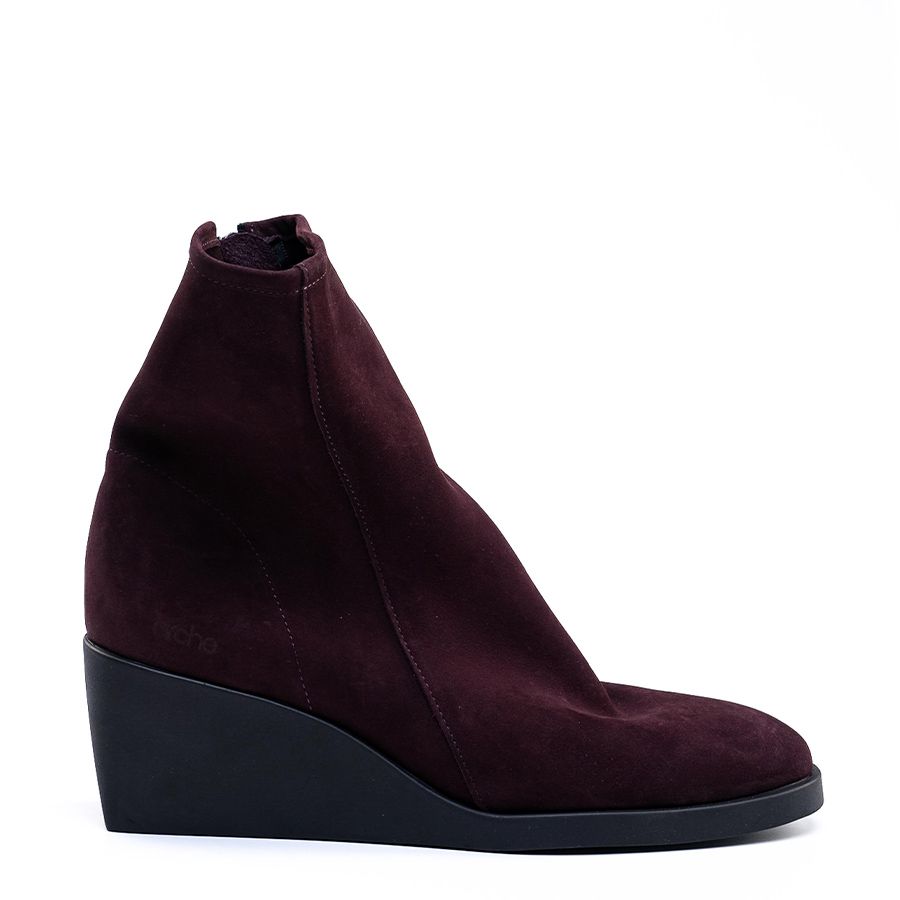 NUBUCK ΔΕΡΜΑΤΙΝΑ ΜΠΟΤΑΚΙΑ TILKIS